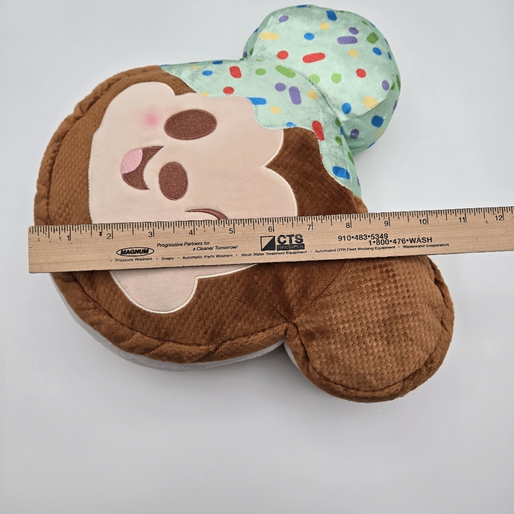 Disney Munchlings Squeeze-A-Munch Large Mint Dipped Ice Cream Sandwich Plush - Picture 9 of 10